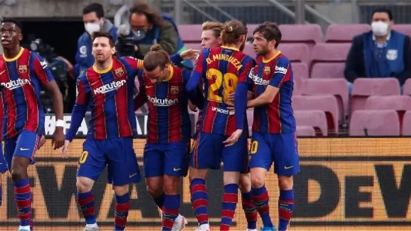 كومان يعلن قائمة برشلونة لمواجهة ليفانتى..غدا