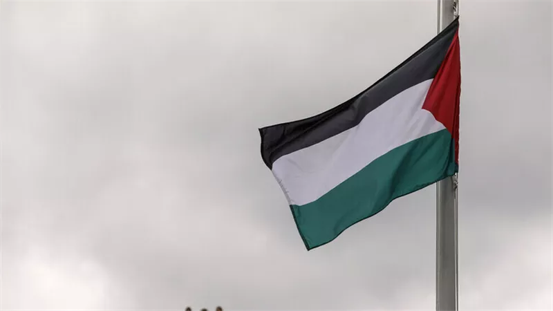 استشهاد شاب فلسطيني على يد مسلحا إسرائيليا داخل الخط الأخضر