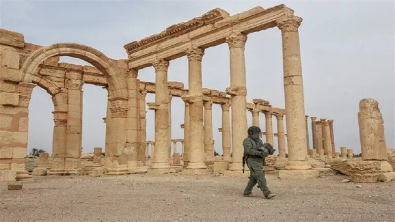 الجيش الروسي يعلن تدمير شبكة كهوف لقيادة المسلحين في تدمر