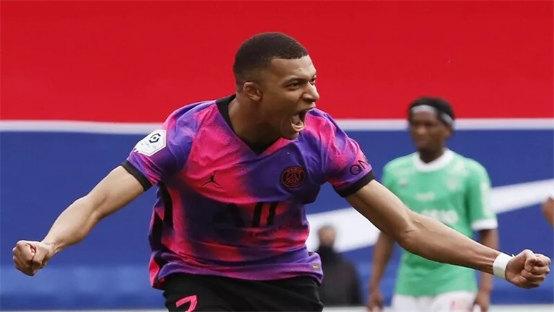 ضم مهاجم باريس سان جيرمان لقائمة منتخب الديوك