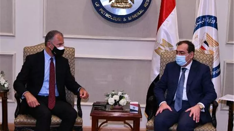 وزير البترول يستقبل رئيس شركة بكتل الأمريكية لاستعراض آخر مستجدات مجمع البحر الأحمر للبتروكيماويات