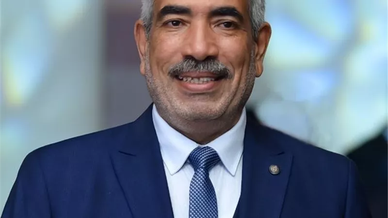 محمد العزازى نائباً لرئيس جهاز تنمية مدينة الشروق.. تعرف على سيرته الذاتية بالمستندات