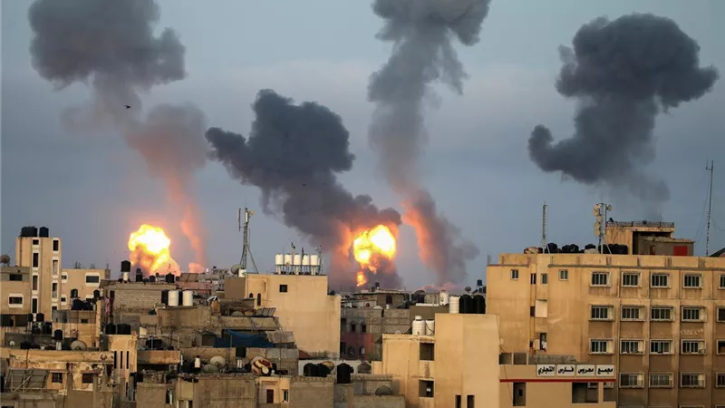 الصحة الفلسطينية: ارتفاع ضحايا القصف الإسرائيلي في قطاع غزة إلى 53 قتيلا