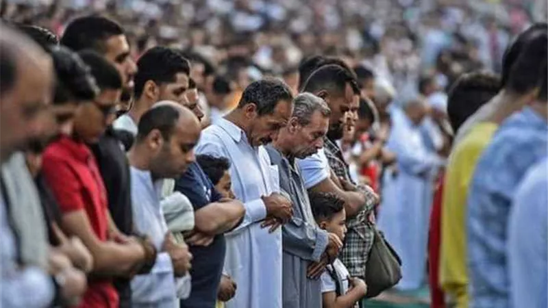 للسنة الثانية مع كورونا.. تعرف على مواعيد وضوابط صلاة عيد الفطر المبارك