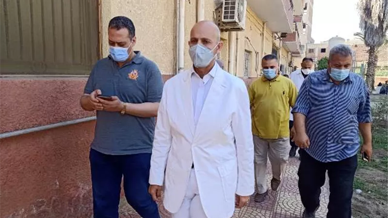 جولة مكوكية لوكيل وزارة الصحة لمتابعة رفع درجة الاستعداد القصوى بمستشفيات الشرقية