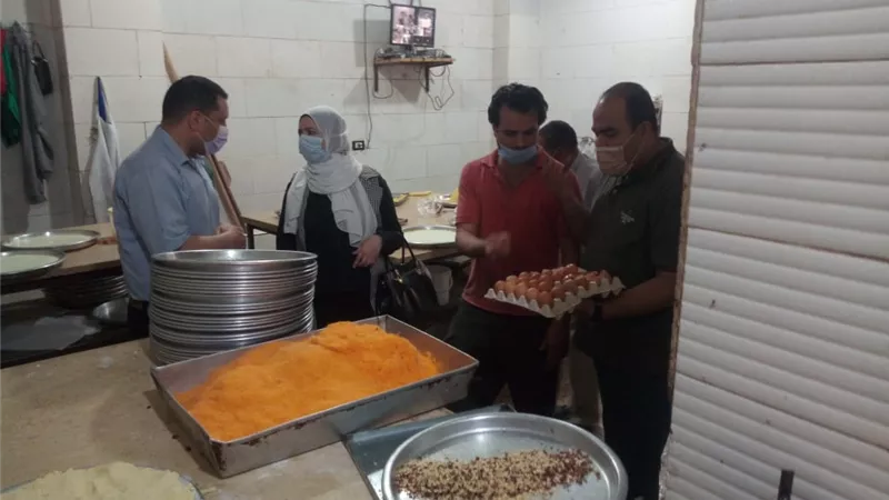 غلق مصنع يمثل خطر داهم علي الصحة العامة بالمنوفية وإعدام ٩٠٠ ك أغذية فاسدة