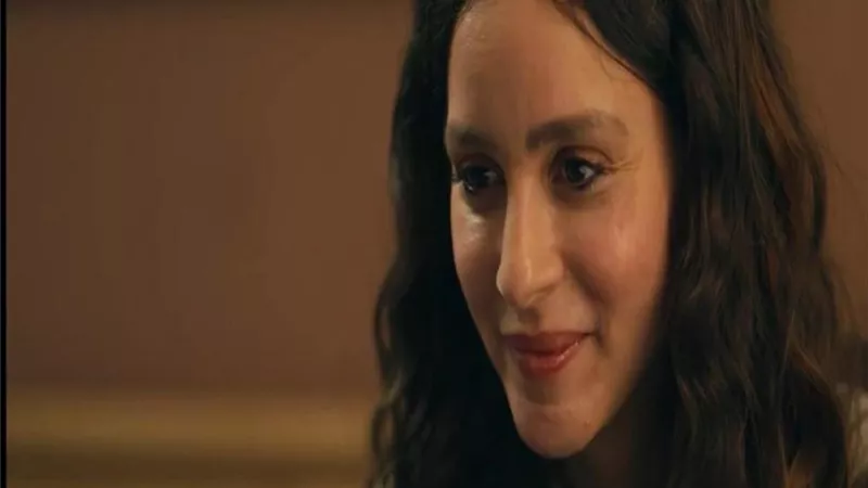 الماضي يشوه جميلة عوض والحب ينقذها في نهاية حرب أهلية