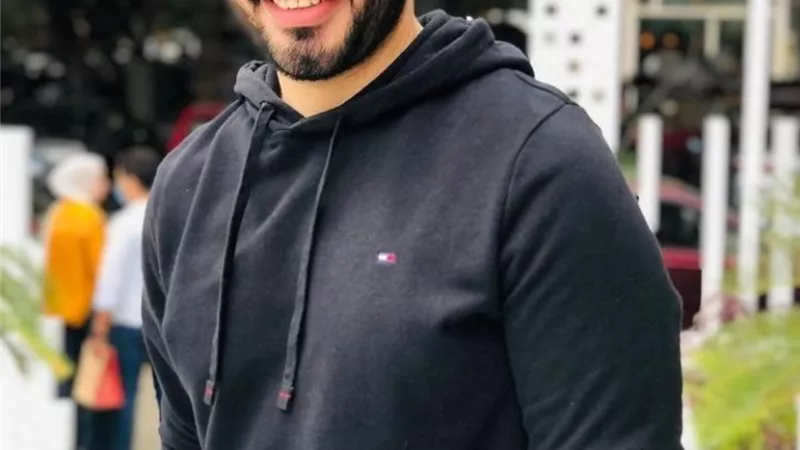 عزوز عادل يهنئ متابعيه بعيد الفطر عبر إنستجرام