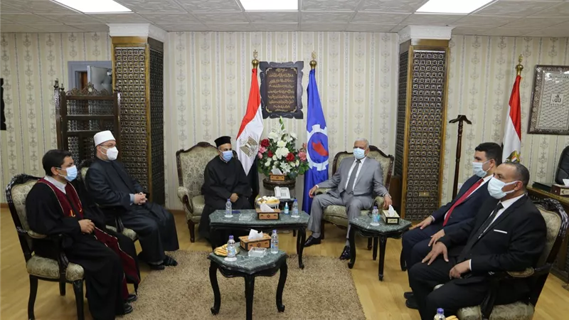 صقر يتبادل التهاني مع السوايسة بمناسبة عيد الفطر المبارك