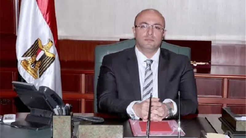 محافظ بني سويف فى جوله على مستشفى ناصر العام