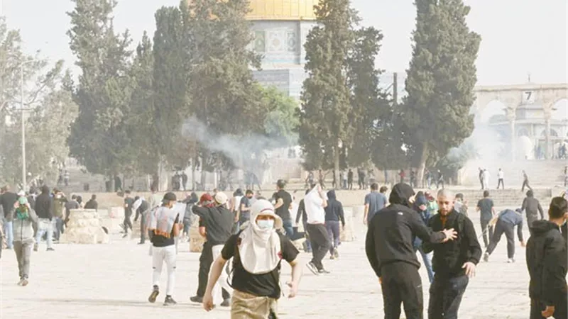 عيد الفطر يتصدر التريند العالمي والهجوم علي غزة الأعلي تغريدًا علي تويتر
