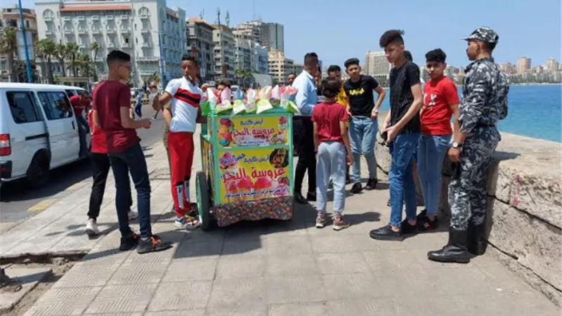 التطبيق الصارم للاجراءات الاحترازية يلقى بظلاله على طقوس احتفالات العيد بالثغر