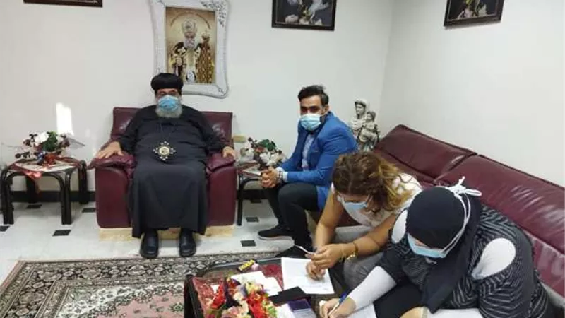 تطعيم الأنبا سارافيم أسقف الإسماعيلية وآباء المطرانية بلقاح كورونا ..صور