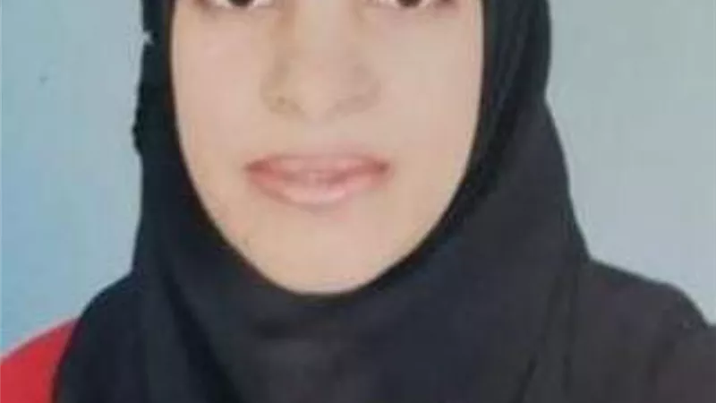 درع مديرية الصحة لشهيده الجيش الأبيض منى سليمان بالغردقة تقديرا وعرفانا بدورها