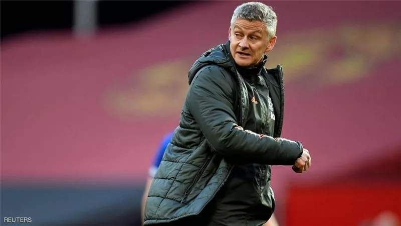 مدرب مانشستر يونايتد يكشف سبب هزيمة الشياطين الحمر أمام ليفربول