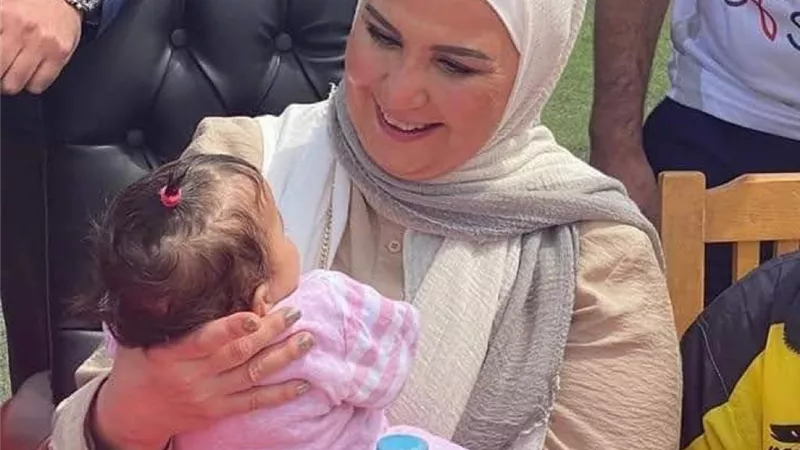 وزيرة التضامن تقدم هدايا وعيديات لـ ١١ ألف من أبناء مصر