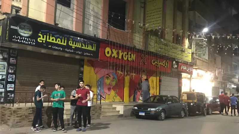 تكثيف لجان المرور على المحلات وتحرير محاضرللمخالفين بالدقهلية .