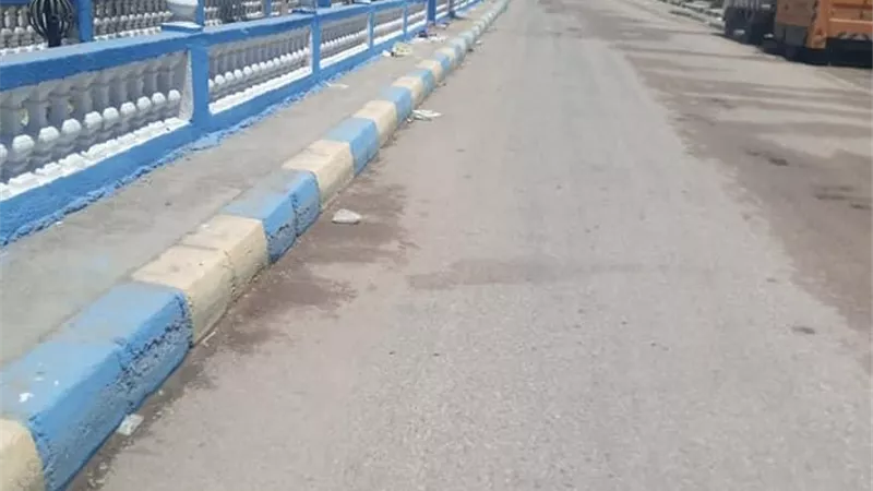رئيس المركز والمدينة بالاسماعيليه يتابع حملة النظافة اليومية بمركز ومدينة القنطرة غرب