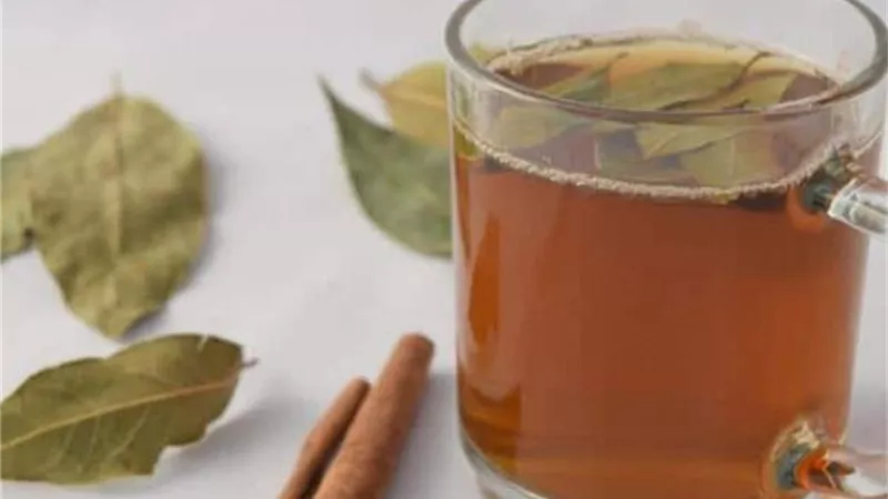 رائعة للجهاز الهضمي.. فوائد شرب شاي ورق الغار في الصباح