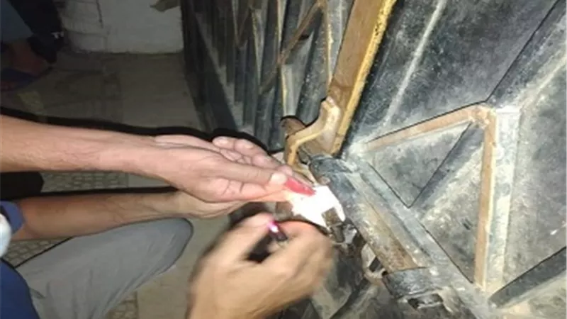 تطهير وتعقيم 52 شارع وغلق وتشميع قاعتي افراح بسوهاج