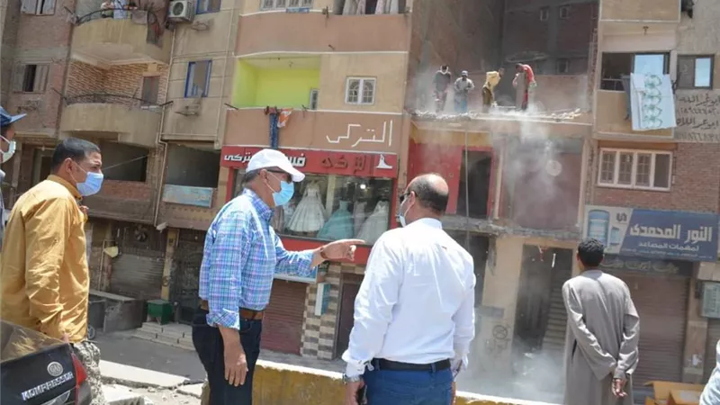 محافظ القليوبية يتابع إزالة المباني المتعارضة مع أعمال توسعة الطريق الدائري بعدد من المدن