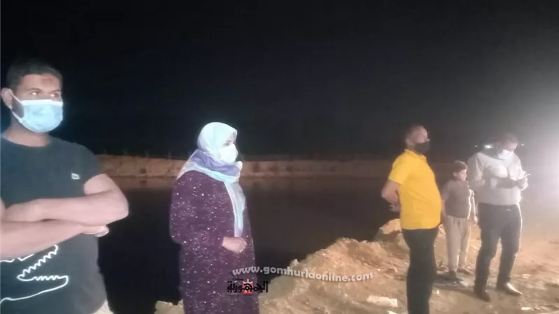 حملة برئاسة رئيسة قرية 
