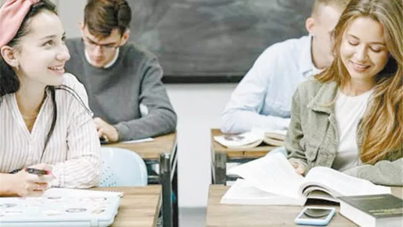 مدارس بريطانية تغير أسماء الطالبات لأسماء ذكور