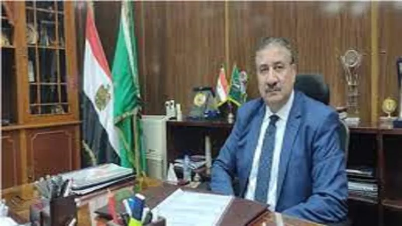 إزالة فورية لـ 35 حالة تعد على الأرض الزراعية وتحرير 4 ألاف محضر تقسيم بالمنوفية