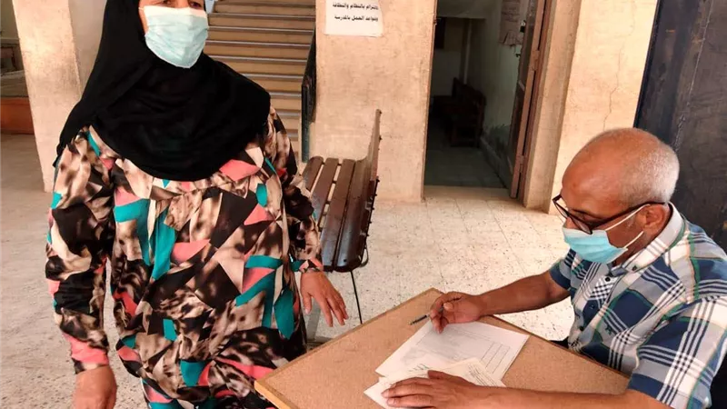 التوسع فى حملات التطعيم للسيدات بقرى محافظة المنيا