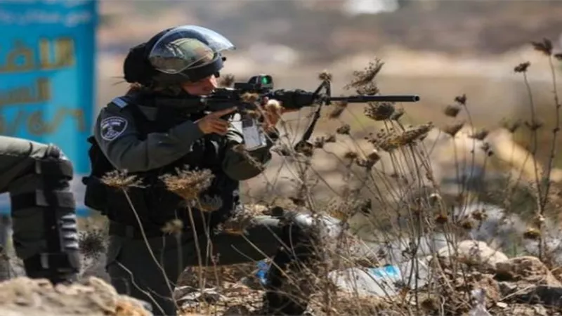 شاهد..استشهاد شاب فلسطيني في الخليل برصاص الاحتلال