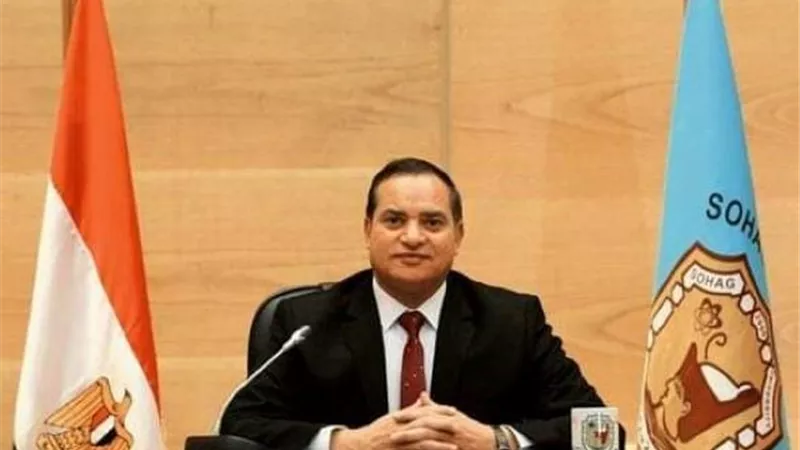 رئيس جامعة سوهاج: بمبادرة الرئيس السيسى لإعمار غزة مصر ستظل قلب العروبة