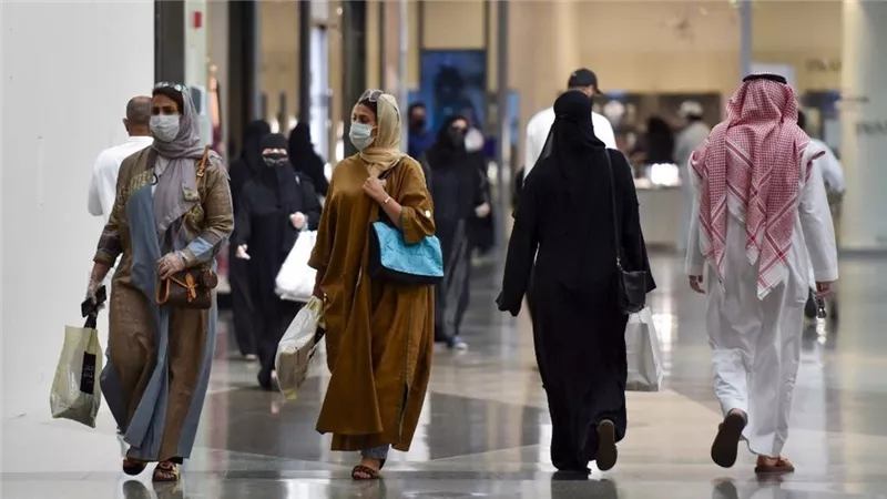 السعودية تشترط التحصين لدخول المناسبات والمنشآت واستخدام وسائل النقل