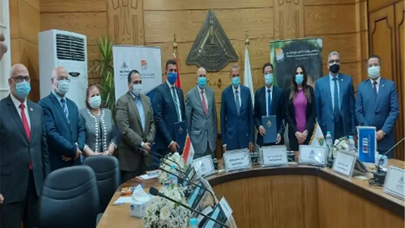 جامعة بنها والبنك التجارى الدولى يوقعان بروتوكول تعاون لدعم وحدة الأطفال المبتسرين