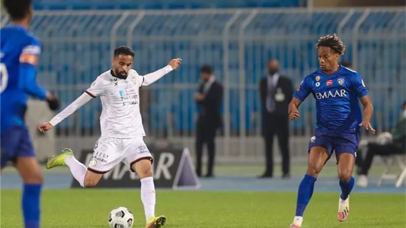 موعد مباراة الهلال والأهلي.. والقناة الناقلة