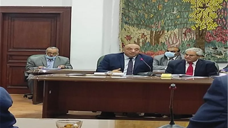 نائب وزير الزراعة يبحث مع مديري مديريات الطب البيطري الوضع الحالي للتحسين الوراثي للماشية