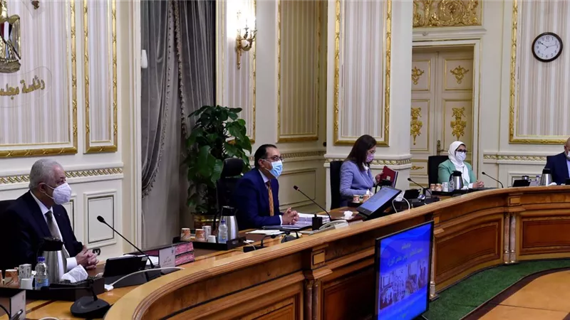 الصحة : وصول المادة الخام لتصنيع 2 مليون جرعة من لقاح سينوفاك قريبا