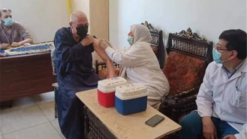 فتح مراكز الشباب لتطعيم المواطنين بلقاح 