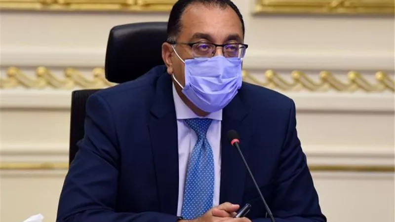 مدبولى يوجه بالتوسع في البرنامج القومي للتطعيم باللقاحات للعاملين في كافة المنشآت السياحية