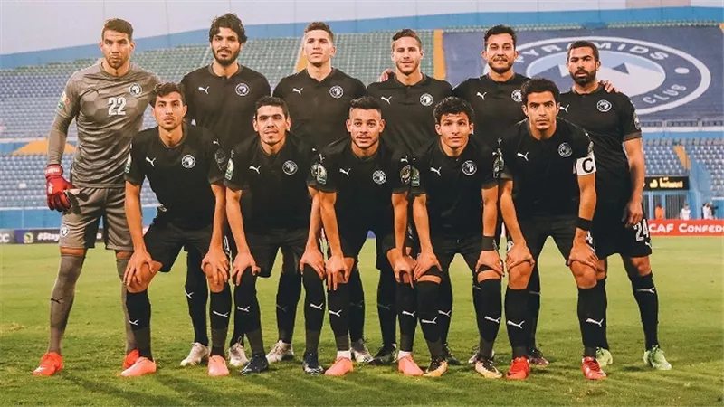 بيراميدز ينقلب على شريف إكرامى بسبب مباراة إينمبا