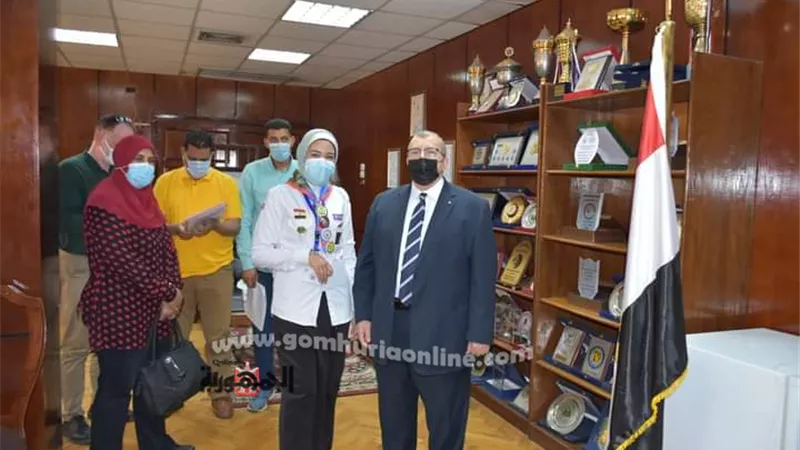 تكريم الطلاب المثاليين فى الجوالة والخدمة العامة بجامعة مدينة السادات .. صور
