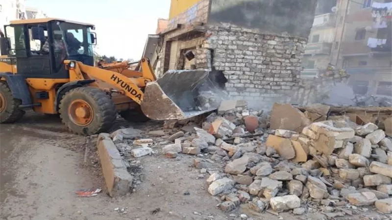 28600 جنيه غرامات فورية وغلق محلات بحى المنتزة