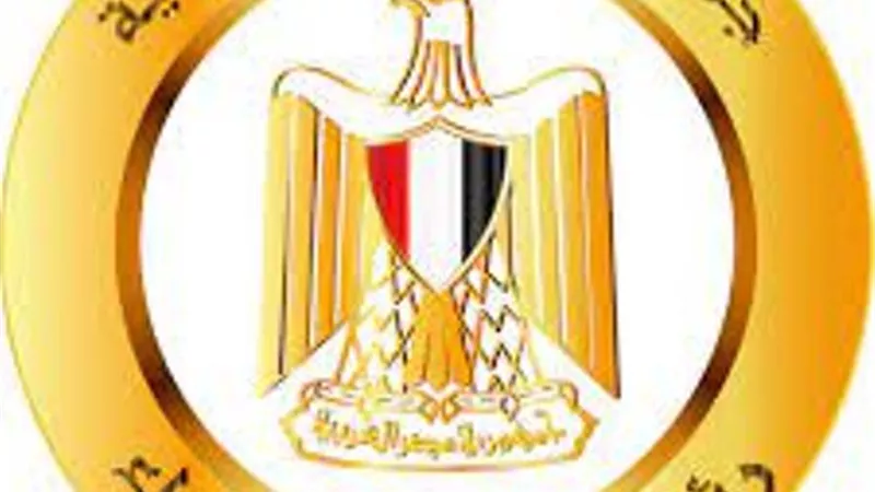 الوزراء يوضح حقيقة تحصيل رسوم نظيرالدفع الإلكتروني عند سداد مستحقات الخدمات الحكومية