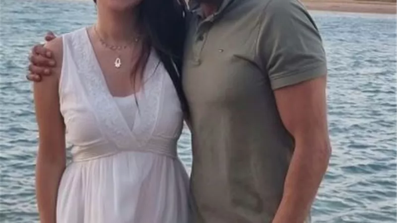 12 سنة كأنهم دقيقة.. يوسف الشريف يحتفل بعيد زواجه مع زوجته إنجى علاء