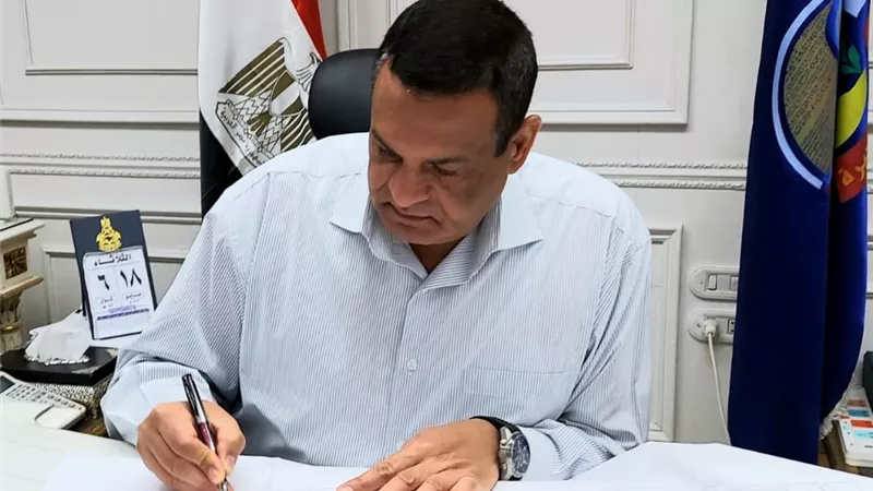 محافظ البحيرة يعتمد عدداً من المخططات التفصيلية للقرى والمدن
