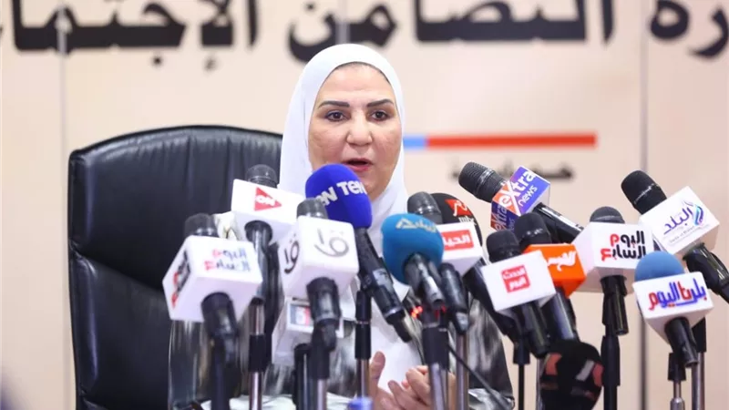 وزيرة التضامن: مصر تنهض بسواعد أبناءها... ومشاركة الشباب واجب وطني