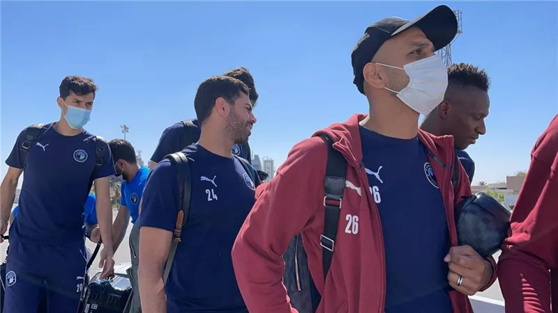 بعثة بيراميدز تصل نيجيريا لمواجهة أنيمبا فى الكونفيدرالية .. صور