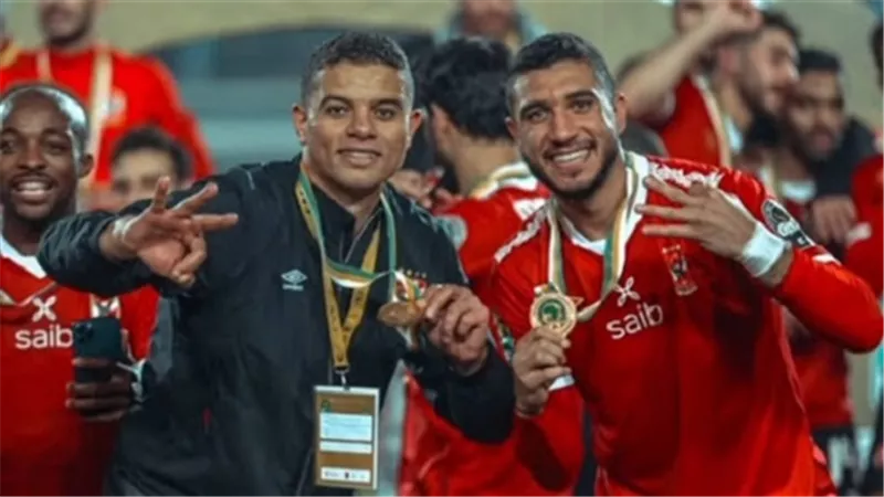 الأهلى يحتفل بعيد ميلاد رامى ربيعة فى جنوب افريقيا