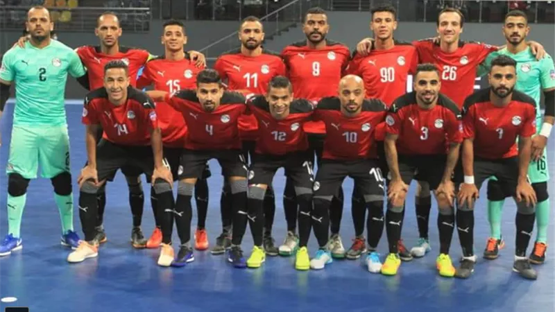 وزير الشباب يشهد افتتاح بطولة كأس العرب لكرة قدم الصالات