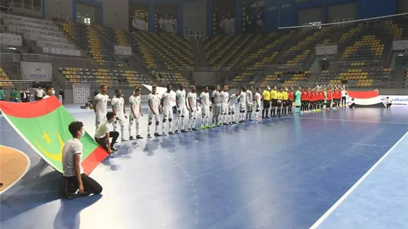 وزير الشباب والرياضة يشهد افتتاح بطولة كأس العرب لكرة قدم الصالات