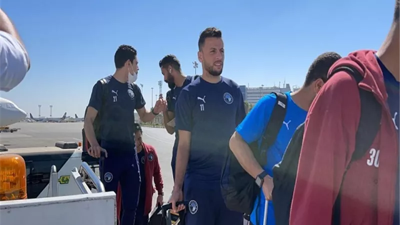 بعثة بيراميدز تغادر إلى نيجيريا